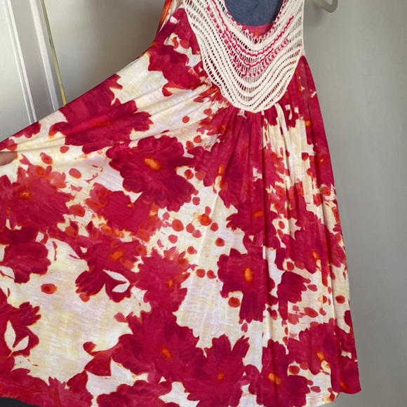 Nine West L flowy tank with denim and crochet detailing - Picture 6 of 6